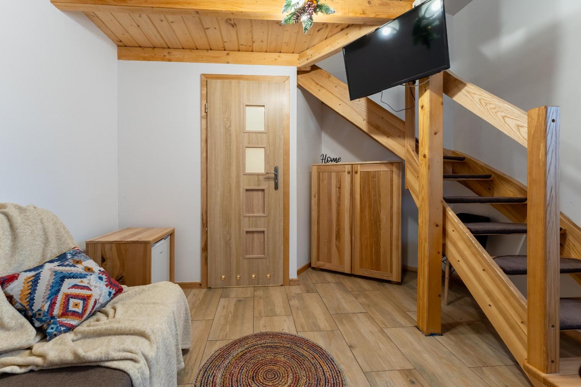 Dom Krawca - Pod Chojnikiem Apartment Jelenia Gora Exterior photo